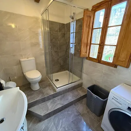 Public Square View House Near Citadella Lejlighed *