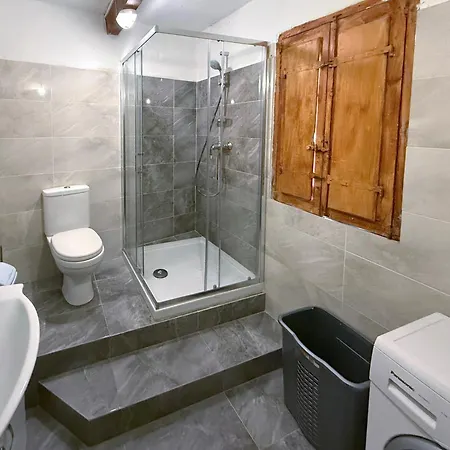 Public Square View House Near Citadella * Victoria