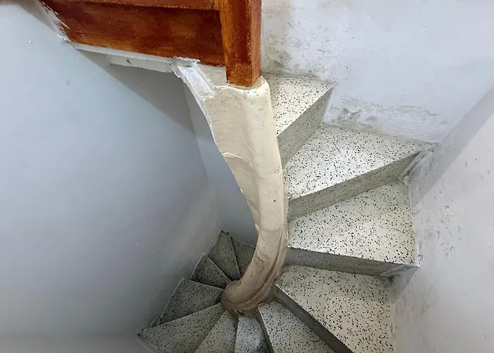 Public Square View House Near Citadella * Victoria